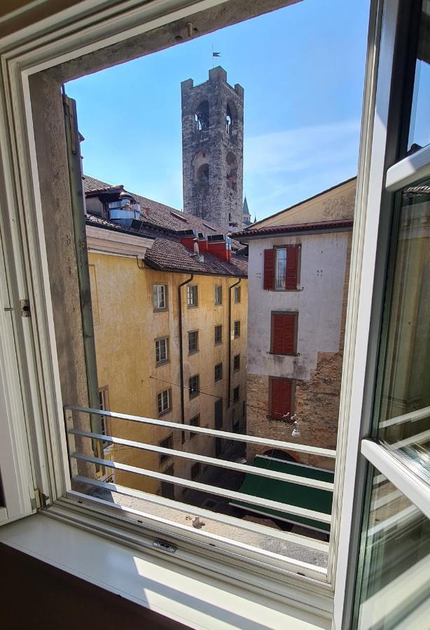 Hotel Piazza Vecchia Бергамо Экстерьер фото